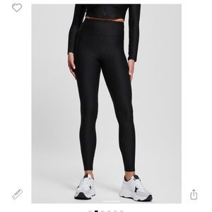 Selling Guess leggings. Size small.